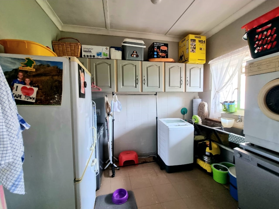 3 Bedroom Property for Sale in Rhodesdene Northern Cape